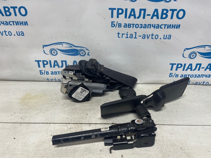 Запчасть ремень безопасности передний правый Ford Explorer 2011-2019 5 3.5 бензин ENKX0 DB5Z-78611B08-AB Б/У Ремень безопасности передний правый Ford Explorer 2011-2019 5 3.5 бензин ENKX0 DB5Z-78611B08-AB Б/У