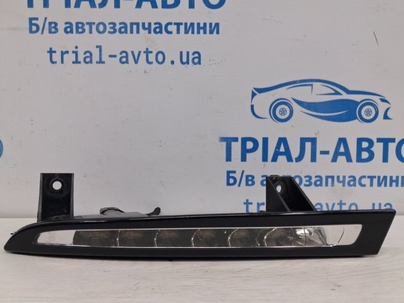 Запчасть фара противотуманная левая Renault Megane 2008-2016 3 1.5 Diesel K9K 266052869R Б/У Фара противотуманная левая Renault Megane 2008-2016 3 1.5 Diesel K9K 266052869R Б/У