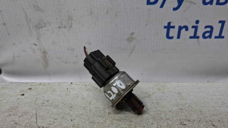 Датчик давления топлива в рейке Mitsubishi L200 2006-2015 KB 2.5 дизель 4D56U 1465A433 Б/У