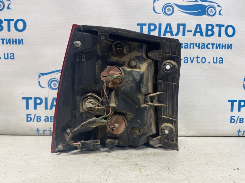 Фонарь задний внешний правый Sorento 2009-2021 XM 2.4 бензин G4KJ