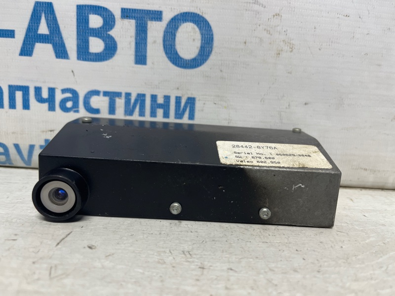 Запчасть камера слежения за полосой Infiniti FX 2002-2008 S50 3.5 бензин VQ35DE 284428Y76A Б/У Камера слежения за полосой Infiniti FX 2002-2008 S50 3.5 бензин VQ35DE 284428Y76A Б/У