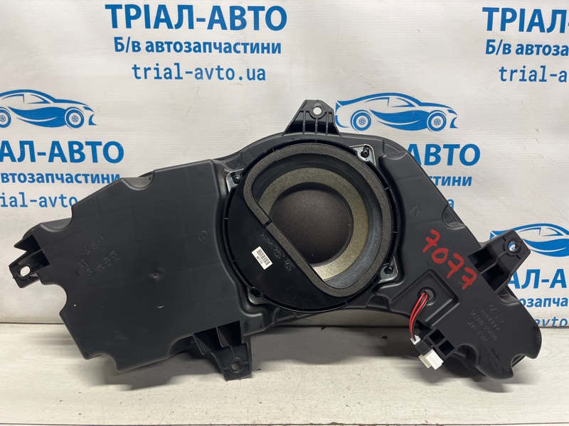 Запчасть сабвуфер Hyundai Santa fe 2012-2019 DM 2.4 бензин G4KJ 963802W110 Б/У Сабвуфер Hyundai Santa fe 2012-2019 DM 2.4 бензин G4KJ 963802W110 Б/У