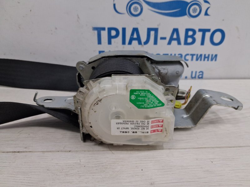 Ремень безопасности передний правый Pathfinder 2004-2014 R51 2.5 Diesel YD25DDTI