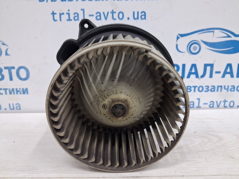 Моторчик печки Pathfinder 2004-2014 R51 2.5 Diesel YD25DDTI