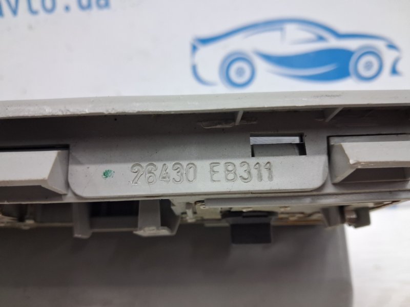 Плафон передний Pathfinder 2004-2014 R51 2.5 Diesel YD25DDTI