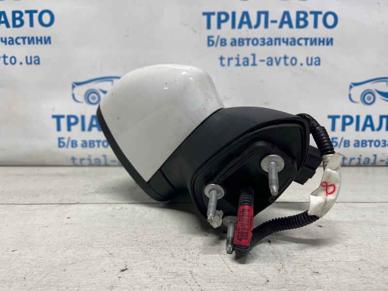 Зеркало левое Ford Fusion USA 2 1.5 бензин ENUN0 Зеркало левое Ford Fusion USA 2 1.5 бензин ENUN0