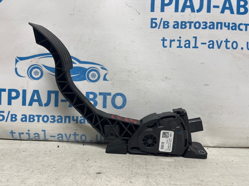 Запчасть педаль газа Ford Escape 2012-2019 3 2.0 бензин ENR90 CV619F836GB Б/У Педаль газа Ford Escape 2012-2019 3 2.0 бензин ENR90 CV619F836GB Б/У