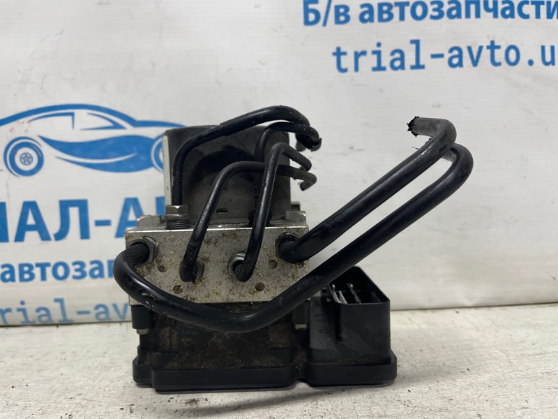Запчасть блок abs Ford Escape 2012-2019 3 2.0 бензин ENR90 cv612c405ag Б/У Блок abs Ford Escape 2012-2019 3 2.0 бензин ENR90 cv612c405ag Б/У