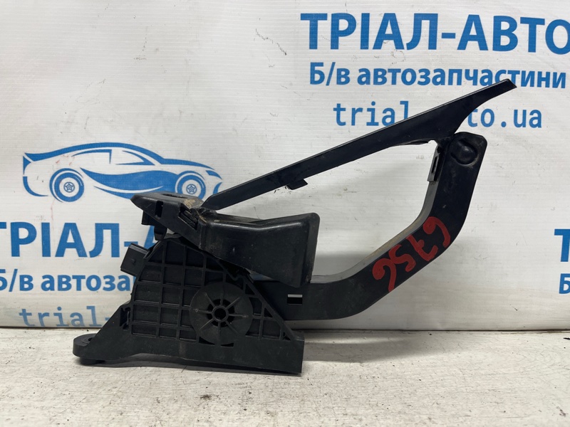 Педаль газа Kia Sorento 2009-2021 XM 2.4 бензин G4KJ Б/У