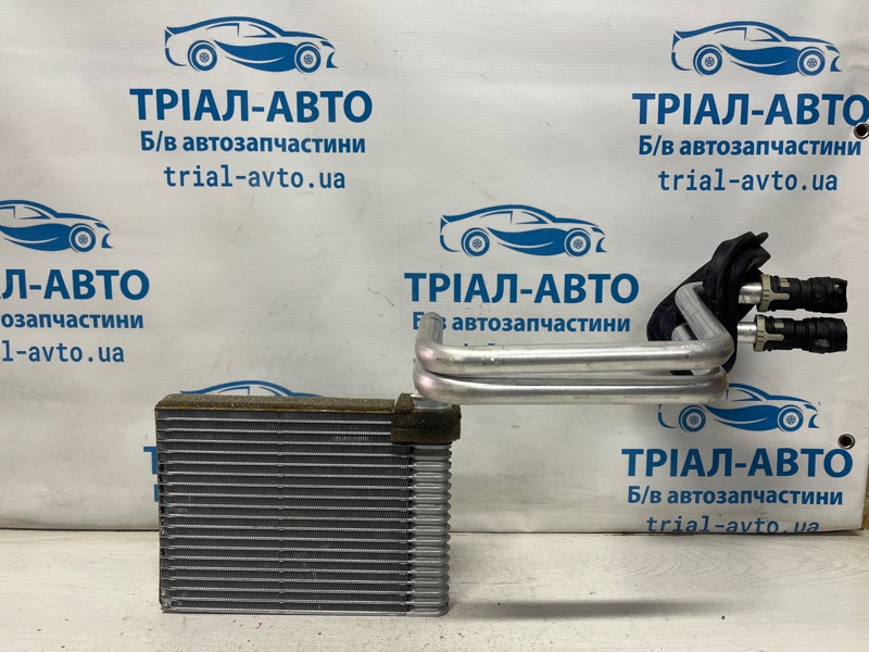 Радиатор печки Ford Escape 3 2.0 бензин ENR90 Радиатор печки Ford Escape 3 2.0 бензин ENR90