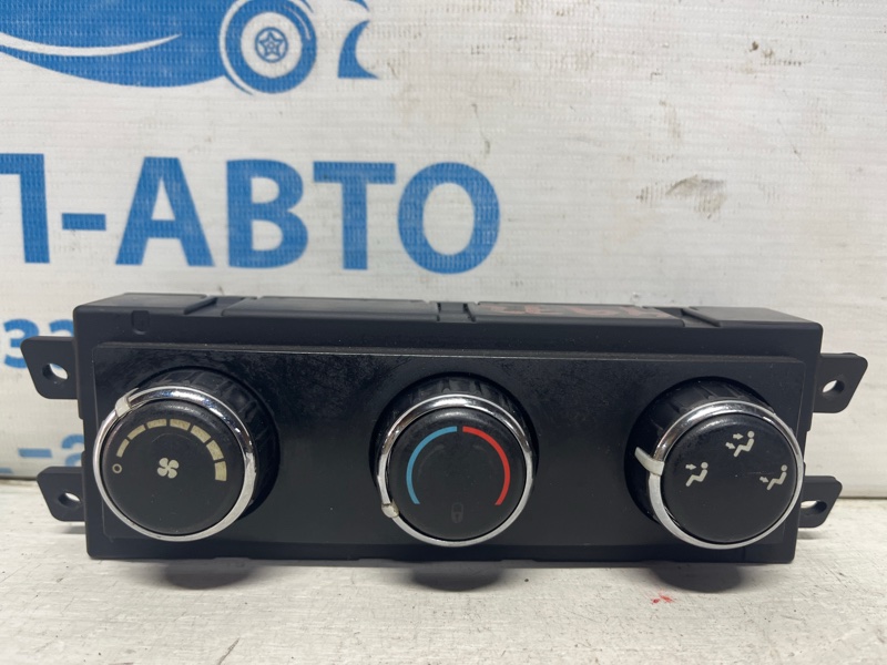 Запчасть блок управления вентиляторами Dodge Journey 2007-2020 1 2.4 бензин ED3 55111312AC Б/У Блок управления вентиляторами Dodge Journey 2007-2020 1 2.4 бензин ED3 55111312AC Б/У