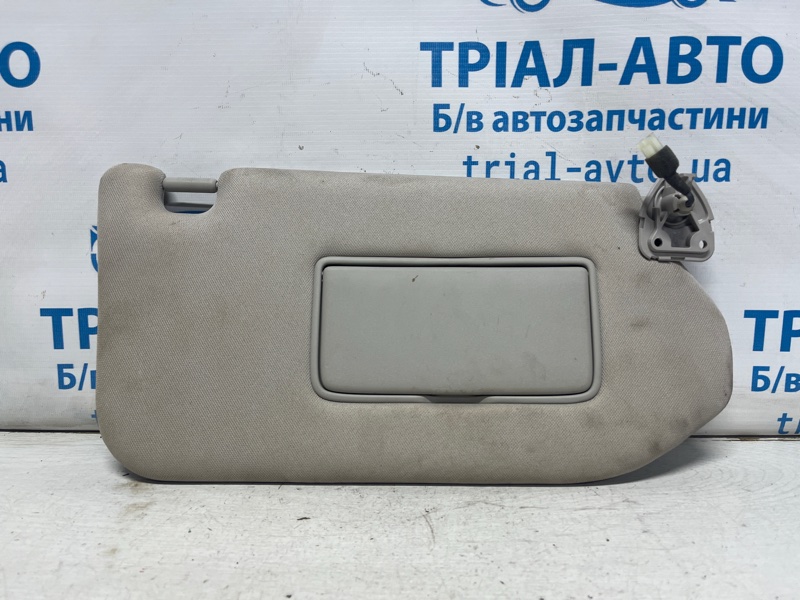 Запчасть козырек солнцезащитный правый Infiniti QX60 2013-2021 L50 3.5 бензин VQ35DE 964003JA0A Б/У Козырек солнцезащитный правый Infiniti QX60 2013-2021 L50 3.5 бензин VQ35DE 964003JA0A Б/У