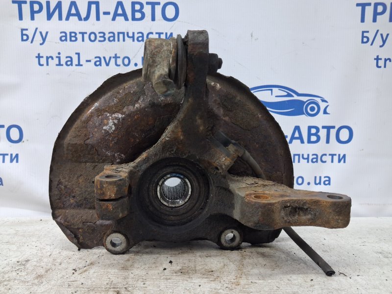 Кулак поворотный левый со ступицей Mitsubishi Lancer 2003-2009 9 1.6 Бензин 4G18 MR491321 Б/У