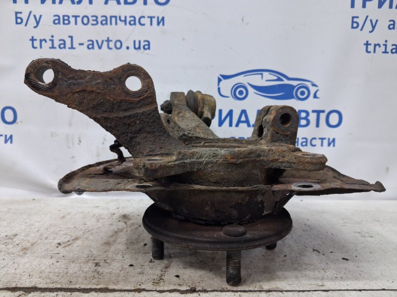Кулак поворотный правый со ступицей Lancer 2003-2009 9 1.6 Бензин 4G18
