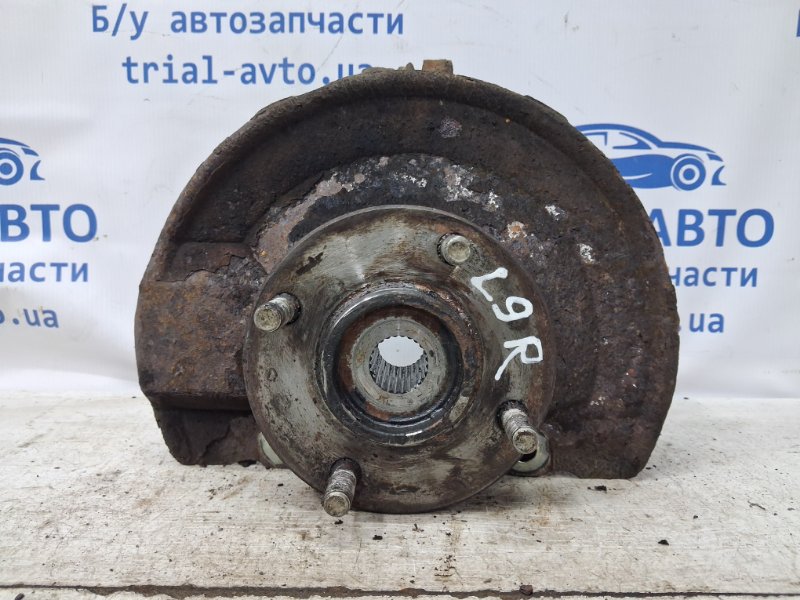 Кулак поворотный правый со ступицей Lancer 2003-2009 9 1.6 Бензин 4G18
