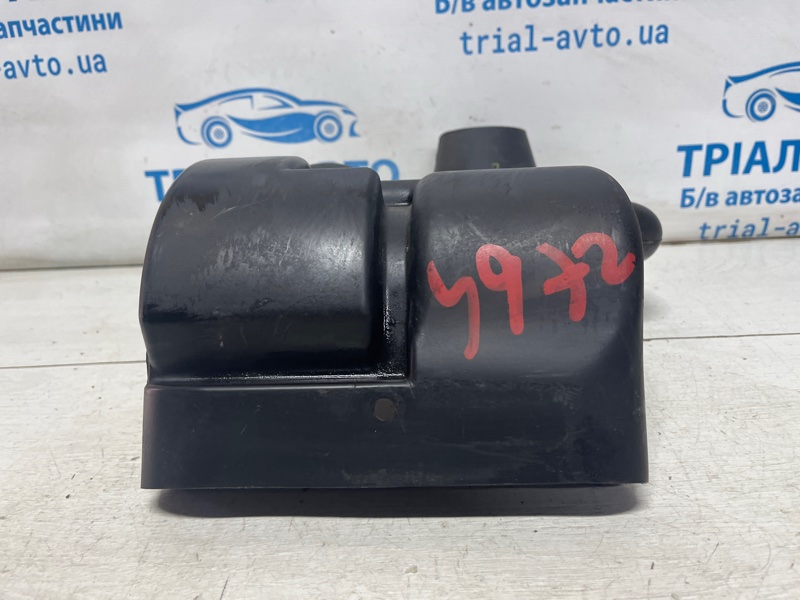 Резонатор воздухозаборника Dodge Journey 2007-2020 1 2.4 бензин ED3 04627069AA Б/У