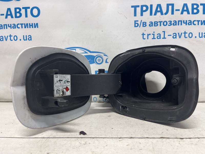 Лючок бака Ford Fusion USA 2 1.5 бензин ENUN0
