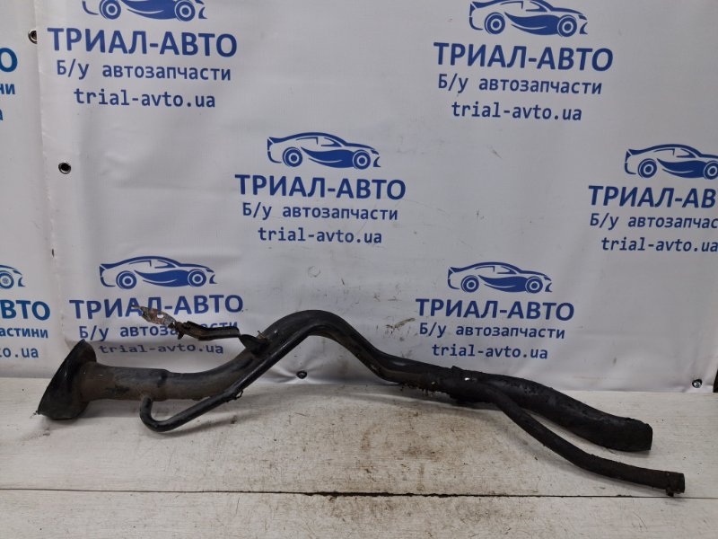 Горловина заливная Nissan Pathfinder 2004-2014 R51 2.5 Diesel YD25DDTI 17221EA500 Б/У