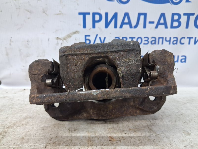 Суппорт задний левый Pathfinder 2004-2014 R51 2.5 Diesel YD25DDTI