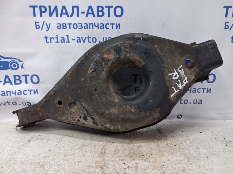 Рычаг задней подвески нижний поперечный (под пружину) Nissan Pathfinder 2004-2014 R51 2.5 Diesel YD25DDTI 551B0EB300 Б/У