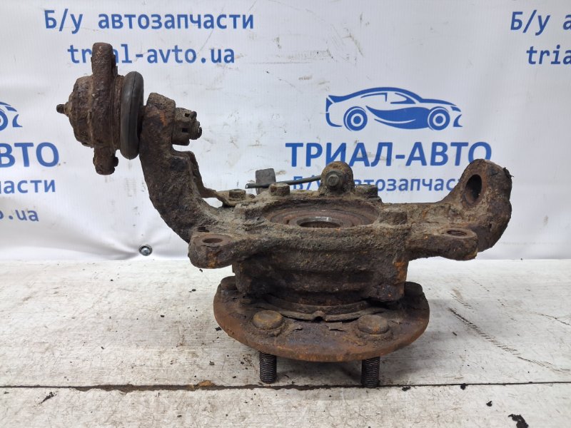 Кулак поворотный левый со ступицей L200 2006-2015 KB 2.5 дизель 4D56U Кулак поворотный левый со ступицей L200 2006-2015 KB 2.5 дизель 4D56U
