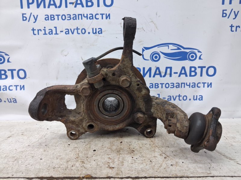 Запчасть кулак поворотный правый со ступицей Mitsubishi L200 2006-2015 KB 2.5 дизель 4D56U MR992378 Б/У Кулак поворотный правый со ступицей Mitsubishi L200 2006-2015 KB 2.5 дизель 4D56U MR992378 Б/У