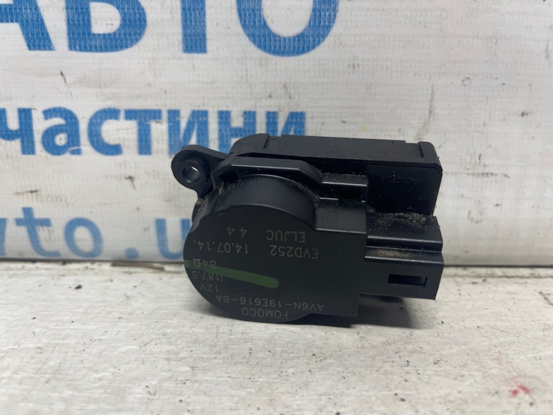 Запчасть сервопривод Ford Escape 2012-2019 3 2.0 бензин ENR90 AV6N19E616BA Б/У Сервопривод Ford Escape 2012-2019 3 2.0 бензин ENR90 AV6N19E616BA Б/У
