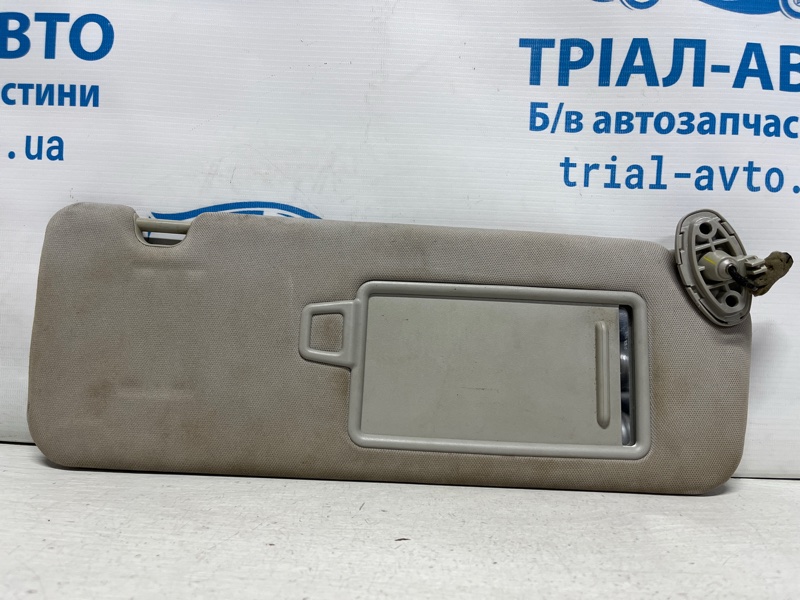 Запчасть козырек солнцезащитный правый Kia Sorento 2014-2020 UM 2.4 бензин G4KJ 85220C6010BGA Б/У Козырек солнцезащитный правый Kia Sorento 2014-2020 UM 2.4 бензин G4KJ 85220C6010BGA Б/У