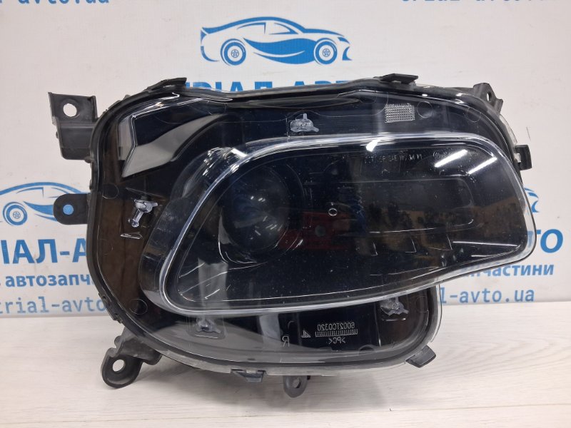 Запчасть фара правая Jeep Cherokee 2013-2019 KL 2.4 бензин ED6 68102848AE Б/У Фара правая Jeep Cherokee 2013-2019 KL 2.4 бензин ED6 68102848AE Б/У