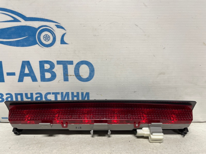 Фонарик задней полки Hyundai Sonata 2010-2016 YF 2.4 бензин G4KJ 927003S000 Б/У