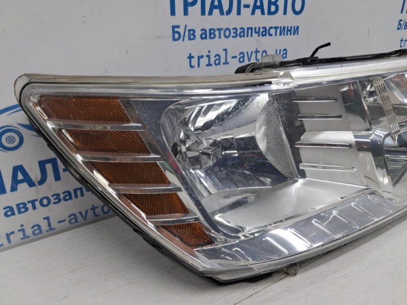 Фара правая Dodge Journey 1 2.4 бензин ED3