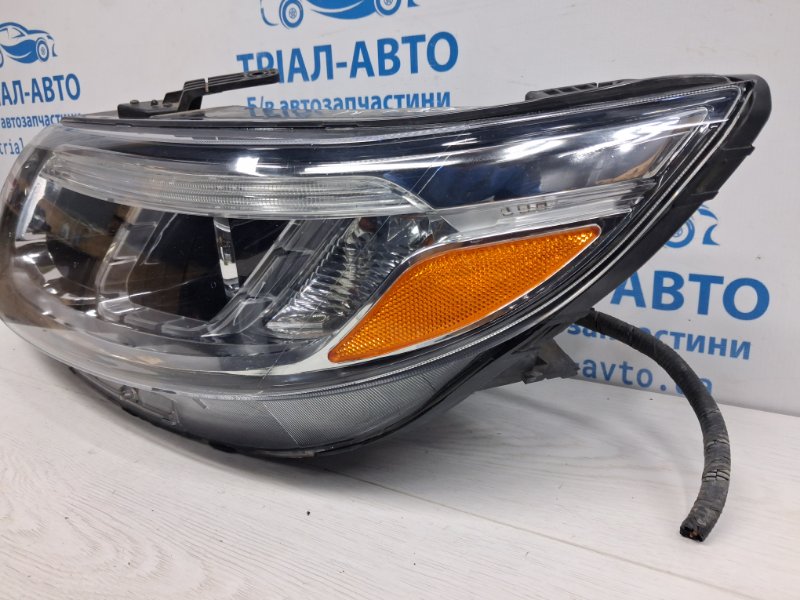 Фара левая Kia Sorento XM 2.4 бензин G4KJ Фара левая Kia Sorento XM 2.4 бензин G4KJ