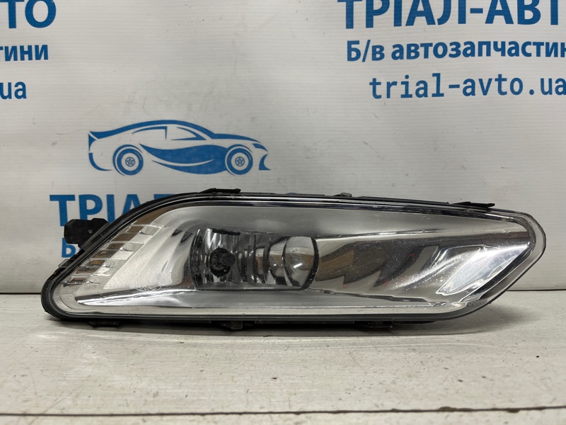 Запчасть фара противотуманная правая Ford Fusion USA 2013-2020 2 1.5 бензин ENUN0 HS7Z-15200-A Б/У Фара противотуманная правая Ford Fusion USA 2013-2020 2 1.5 бензин ENUN0 HS7Z-15200-A Б/У