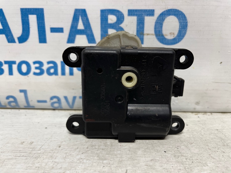 Запчасть сервопривод Infiniti FX 2002-2008 S50 3.5 бензин VQ35DE 3K01030840 Б/У Сервопривод Infiniti FX 2002-2008 S50 3.5 бензин VQ35DE 3K01030840 Б/У