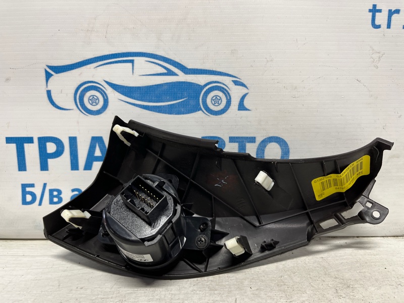 Кнопка старт стоп Hyundai Santa fe DM 2.4 бензин G4KJ Кнопка старт стоп Hyundai Santa fe DM 2.4 бензин G4KJ