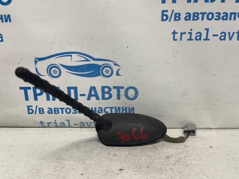 Запчасть антенна Kia Sorento 2014-2020 UM 2.4 бензин G4KJ 96210C6000 Б/У Антенна Kia Sorento 2014-2020 UM 2.4 бензин G4KJ 96210C6000 Б/У