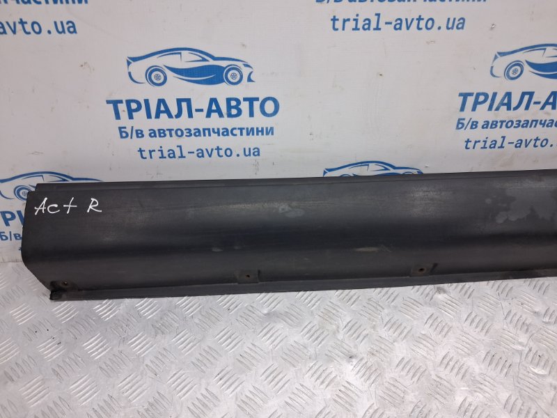 Накладка порога внешняя правая передняя Actyon 2005-2010 CJ 2.0 diesel D20DT