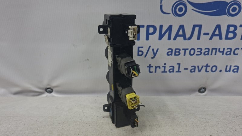 Кнопка обогрева сид. Actyon 2005-2010 CJ 2.0 diesel D20DT Кнопка обогрева сид. Actyon 2005-2010 CJ 2.0 diesel D20DT