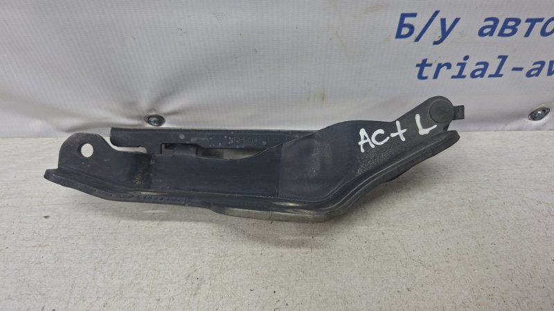 Запчасть петля капота левая SsangYong Actyon 2005-2010 CJ 2.0 diesel D20DT 6181031000 Б/У Петля капота левая SsangYong Actyon 2005-2010 CJ 2.0 diesel D20DT 6181031000 Б/У