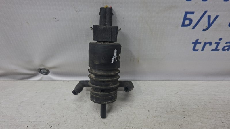 Запчасть насос омывателя стекла SsangYong Actyon 2005-2010 CJ 2.0 diesel D20DT 8632009000 Б/У Насос омывателя стекла SsangYong Actyon 2005-2010 CJ 2.0 diesel D20DT 8632009000 Б/У