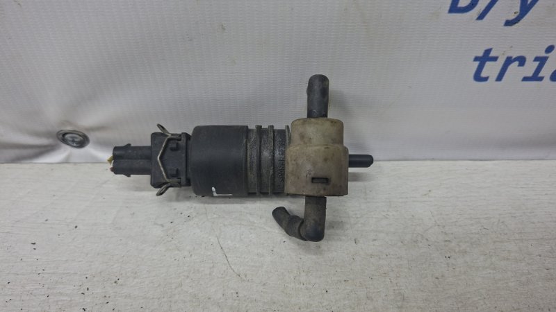 Насос омывателя стекла Actyon 2005-2010 CJ 2.0 diesel D20DT Насос омывателя стекла Actyon 2005-2010 CJ 2.0 diesel D20DT