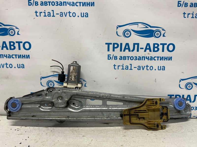 Запчасть стеклоподъемник задний левый Ford Explorer 2011-2019 5 3.5 бензин ENKX0 BB5Z-7827009-A Б/У Стеклоподъемник задний левый Ford Explorer 2011-2019 5 3.5 бензин ENKX0 BB5Z-7827009-A Б/У