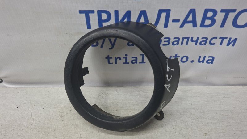 Накладка бампера задняя правая SsangYong Actyon 2005-2010 CJ 2.0 diesel D20DT 8380231010ABT Б/У