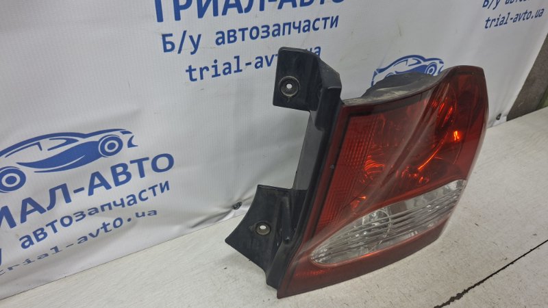 Фонарь задний внешний правый SsangYong Actyon CJ 2.0 diesel D20DT Фонарь задний внешний правый SsangYong Actyon CJ 2.0 diesel D20DT