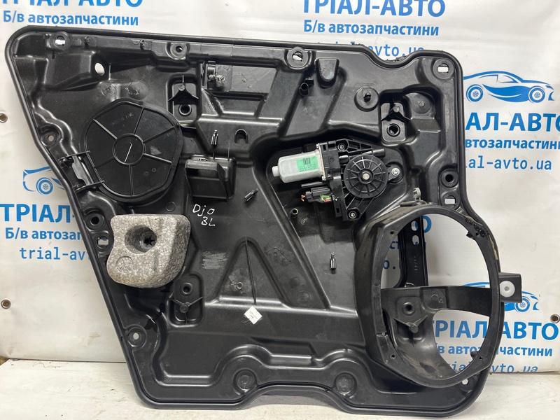 Запчасть стеклоподъемник задний левый Dodge Journey 2007-2020 1 2.4 бензин ED3 68043739AA Б/У Стеклоподъемник задний левый Dodge Journey 2007-2020 1 2.4 бензин ED3 68043739AA Б/У