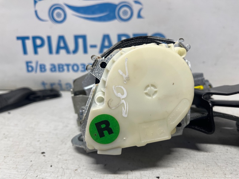 Ремень безопасности передний правый Hyundai Sonata YF 2.4 бензин G4KJ Ремень безопасности передний правый Hyundai Sonata YF 2.4 бензин G4KJ
