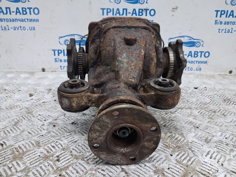 Запчасть редуктор задний Nissan Pathfinder 2004-2014 R51 2.5 Diesel YD25DDTI C8301EB300 Б/У Редуктор задний Nissan Pathfinder 2004-2014 R51 2.5 Diesel YD25DDTI C8301EB300 Б/У