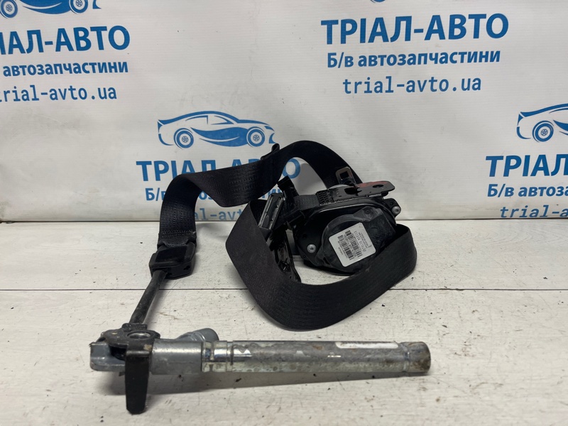 Ремень безопасности передний правый Jeep Cherokee 2013-2019 KL 2.4 бензин ED6 1UU48DX9AC Б/У