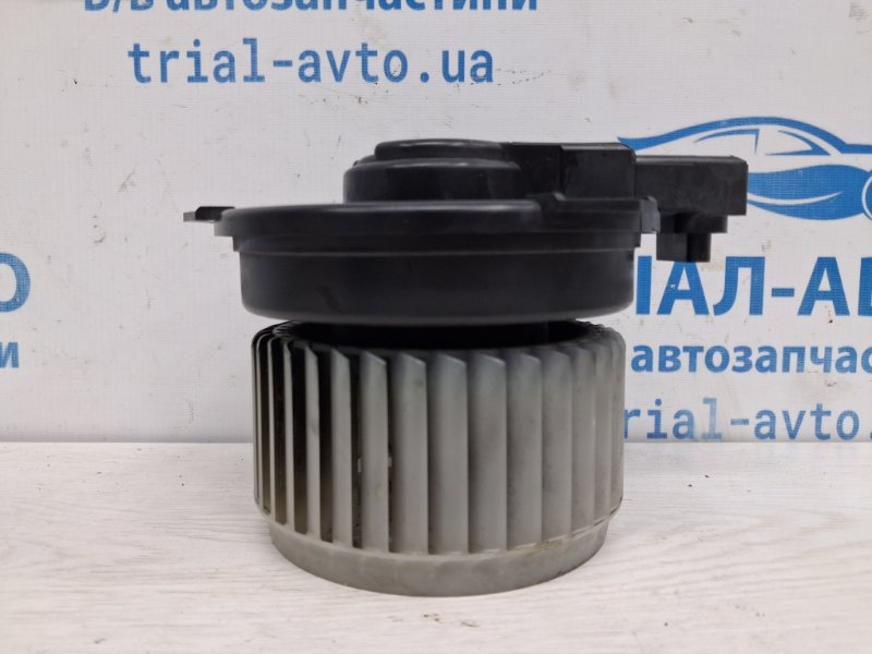 Запчасть моторчик печки Acura MDX 2006-2013 YD2 3.7 бензин J37A1 AY2727000092 Б/У Моторчик печки Acura MDX 2006-2013 YD2 3.7 бензин J37A1 AY2727000092 Б/У