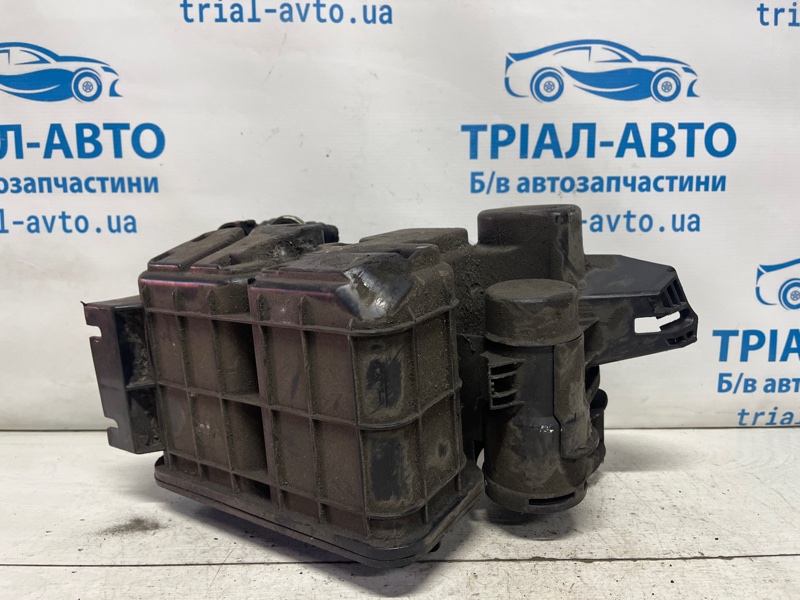 Абсорбер паров топлива Jeep Cherokee KL 2.4 бензин ED6 Абсорбер паров топлива Jeep Cherokee KL 2.4 бензин ED6